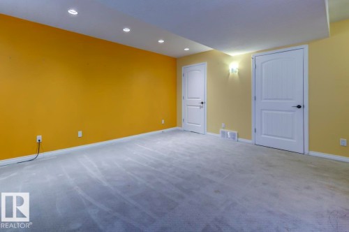 10519 87 Avenue, Edmonton, AB - Indoor Photo Showing Other Room