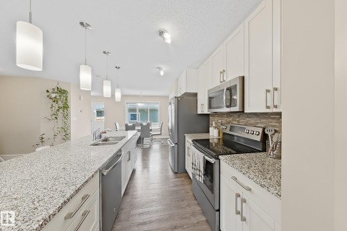1328 Chappelle Boulevard, Edmonton, AB - Indoor Photo Showing Kitchen With Double Sink With Upgraded Kitchen