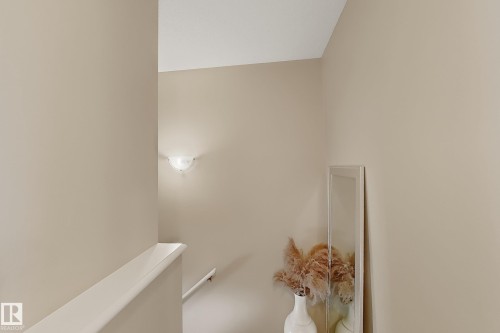 1328 Chappelle Boulevard, Edmonton, AB - Indoor Photo Showing Other Room