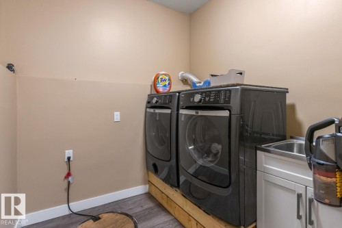 16056 84 Street Nw, Edmonton, AB - Indoor Photo Showing Laundry Room