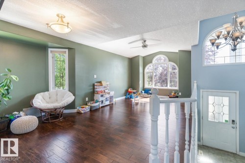 16056 84 Street Nw, Edmonton, AB - Indoor Photo Showing Other Room