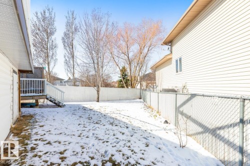 16056 84 Street Nw, Edmonton, AB - Outdoor