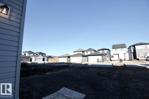 Upper 3716 42 Avenue, Beaumont, AB - Outdoor