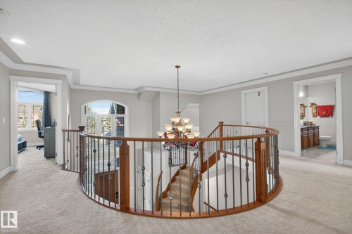 918 Hollingsworth Bend, Edmonton, AB - Indoor Photo Showing Other Room