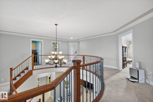 918 Hollingsworth Bend, Edmonton, AB - Indoor Photo Showing Other Room