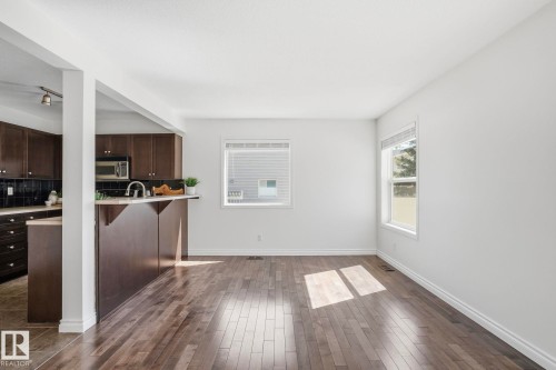 41 230 Edwards Drive, Edmonton, AB - Indoor Photo Showing Kitchen