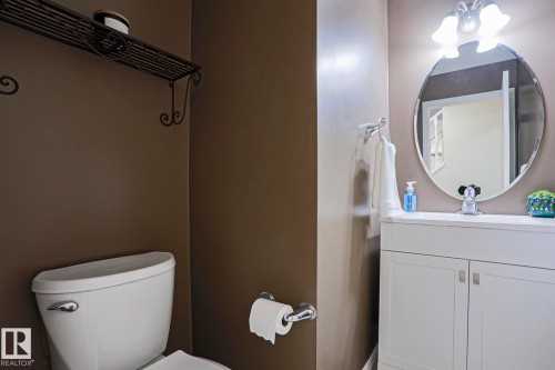 28 Encino Close, St. Albert, AB - Indoor Photo Showing Bathroom