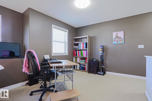 28 Encino Close, St. Albert, AB - Indoor Photo Showing Office