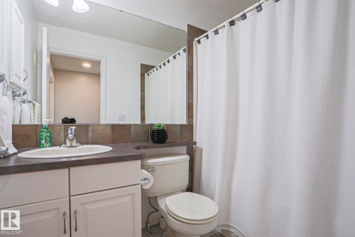28 Encino Close, St. Albert, AB - Indoor Photo Showing Bathroom