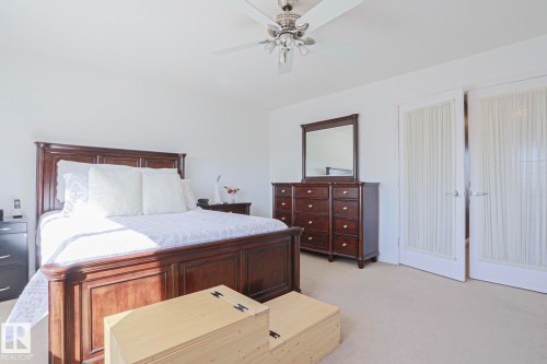 28 Encino Close, St. Albert, AB - Indoor Photo Showing Bedroom