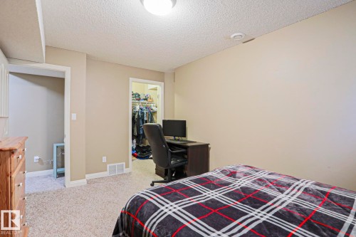 28 Encino Close, St. Albert, AB - Indoor Photo Showing Bedroom