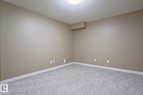 28 Encino Close, St. Albert, AB - Indoor Photo Showing Other Room