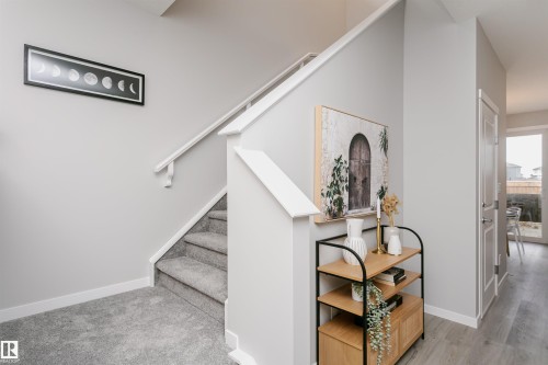 2518 151A Avenue, Edmonton, AB - Indoor Photo Showing Other Room