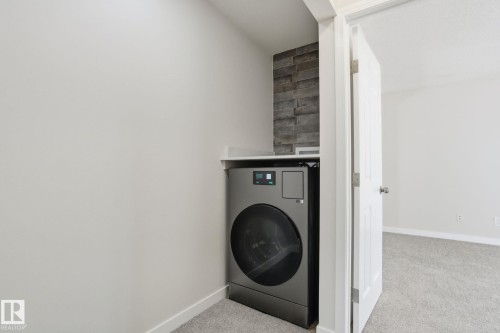 71 Lancaster Terrace, Edmonton, AB - Indoor Photo Showing Laundry Room