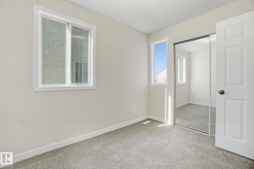 71 Lancaster Terrace, Edmonton, AB - Indoor Photo Showing Other Room
