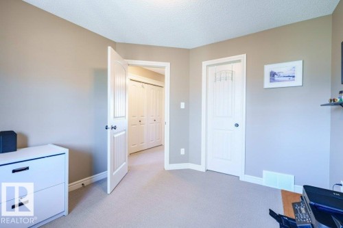 2241 Austin Way, Edmonton, AB - Indoor