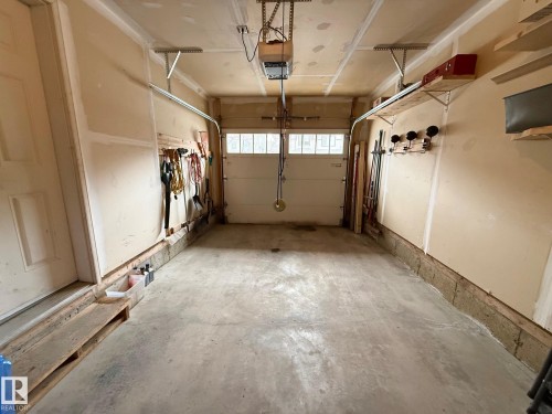 1640 Chapman Way, Edmonton, AB 