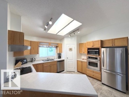 1741 Jubilee Loop, Sherwood Park, AB - Indoor Photo Showing Kitchen With Double Sink
