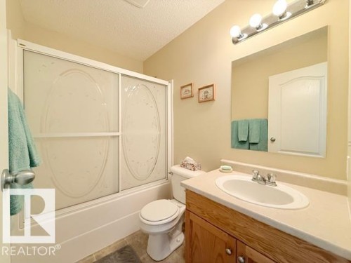 1741 Jubilee Loop, Sherwood Park, AB - Indoor Photo Showing Bathroom
