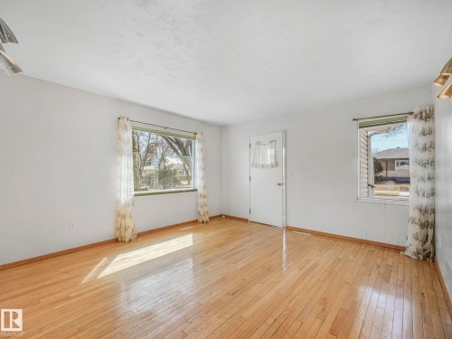 12245 96 Street, Edmonton, AB - Indoor