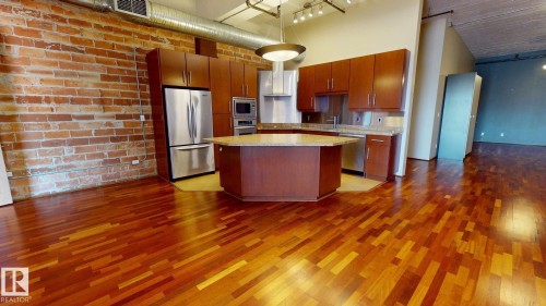 241 10309 107 Street, Edmonton, AB - Indoor Photo Showing Kitchen