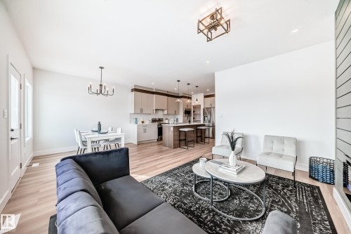 77 Elliott Wynd, Fort Saskatchewan, AB - Indoor Photo Showing Living Room