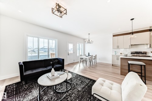 77 Elliott Wynd, Fort Saskatchewan, AB - Indoor Photo Showing Living Room