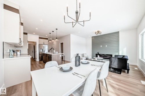 77 Elliott Wynd, Fort Saskatchewan, AB - Indoor Photo Showing Dining Room
