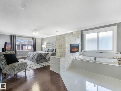 7532 173 Avenue, Edmonton, AB - Indoor Photo Showing Living Room With Fireplace