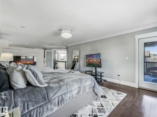 7532 173 Avenue, Edmonton, AB - Indoor Photo Showing Bedroom