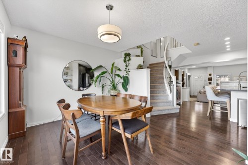 1015 East Bend, Edmonton, AB - Indoor Photo Showing Dining Room