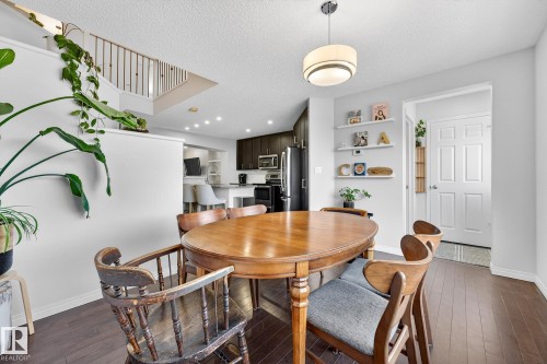1015 East Bend, Edmonton, AB - Indoor Photo Showing Dining Room