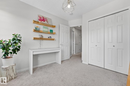 1015 East Bend, Edmonton, AB - Indoor