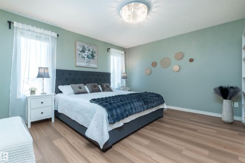 91 Appleton Crescent, Sherwood Park, AB - Indoor Photo Showing Bedroom