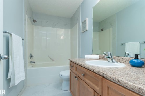 91 Appleton Crescent, Sherwood Park, AB - Indoor Photo Showing Bathroom