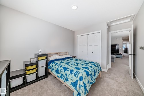 6259 175 Avenue, Edmonton, AB - Indoor Photo Showing Bedroom