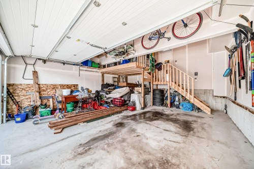 6259 175 Avenue, Edmonton, AB - Indoor Photo Showing Garage