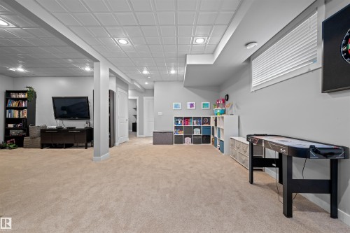 12927 202 Street, Edmonton, AB - Indoor