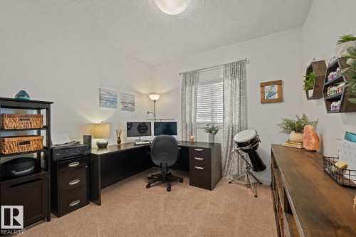 12927 202 Street, Edmonton, AB - Indoor Photo Showing Office