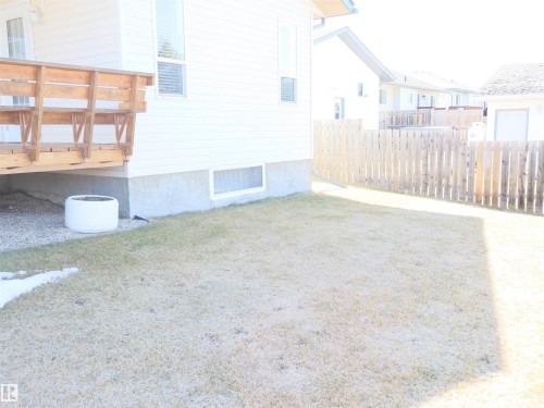Image quality insufficient for description - 5802 52 Avenue, Barrhead, AB - Outdoor