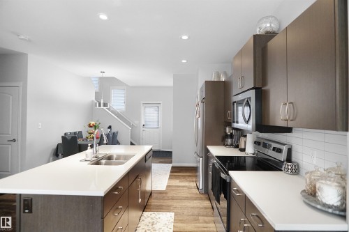 17916 62 Street, Edmonton, AB - Indoor Photo Showing Kitchen With Double Sink With Upgraded Kitchen