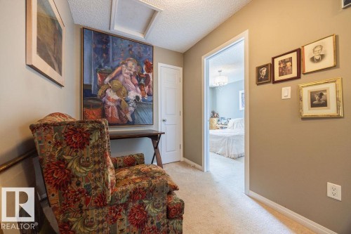 19 1030 Chappelle Boulevard, Edmonton, AB - Indoor Photo Showing Other Room