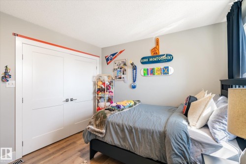 40 Dunfield Crescent, St. Albert, AB - Indoor Photo Showing Bedroom
