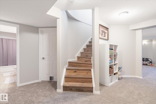 40 Dunfield Crescent, St. Albert, AB - Indoor Photo Showing Other Room