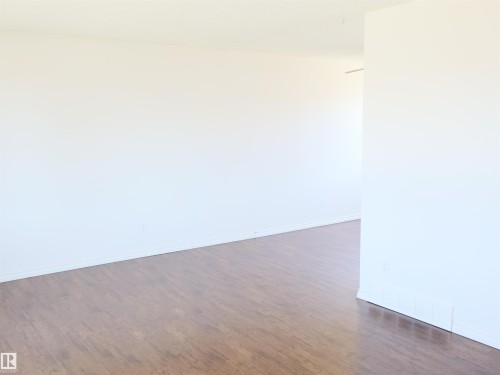 4934 49 Avenue, Barrhead, AB - Indoor Photo Showing Other Room