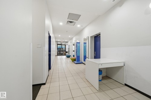 1805 10024 Jasper Avenue, Edmonton, AB - Indoor Photo Showing Other Room