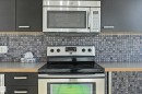 1805 10024 Jasper Avenue, Edmonton, AB  - Indoor Photo Showing Kitchen 