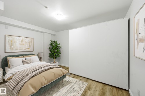 1805 10024 Jasper Avenue, Edmonton, AB - Indoor Photo Showing Bedroom