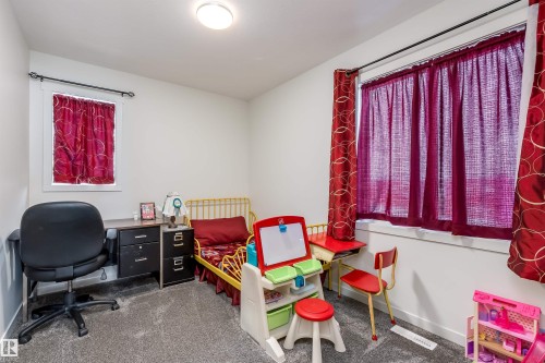 330 Edgemont Drive, Edmonton, AB - Indoor