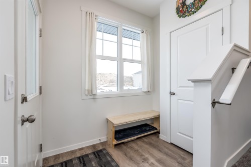 330 Edgemont Drive, Edmonton, AB - Indoor Photo Showing Other Room